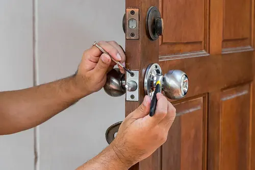 How to Become a Locksmith in Miami — Career Guide (2026)